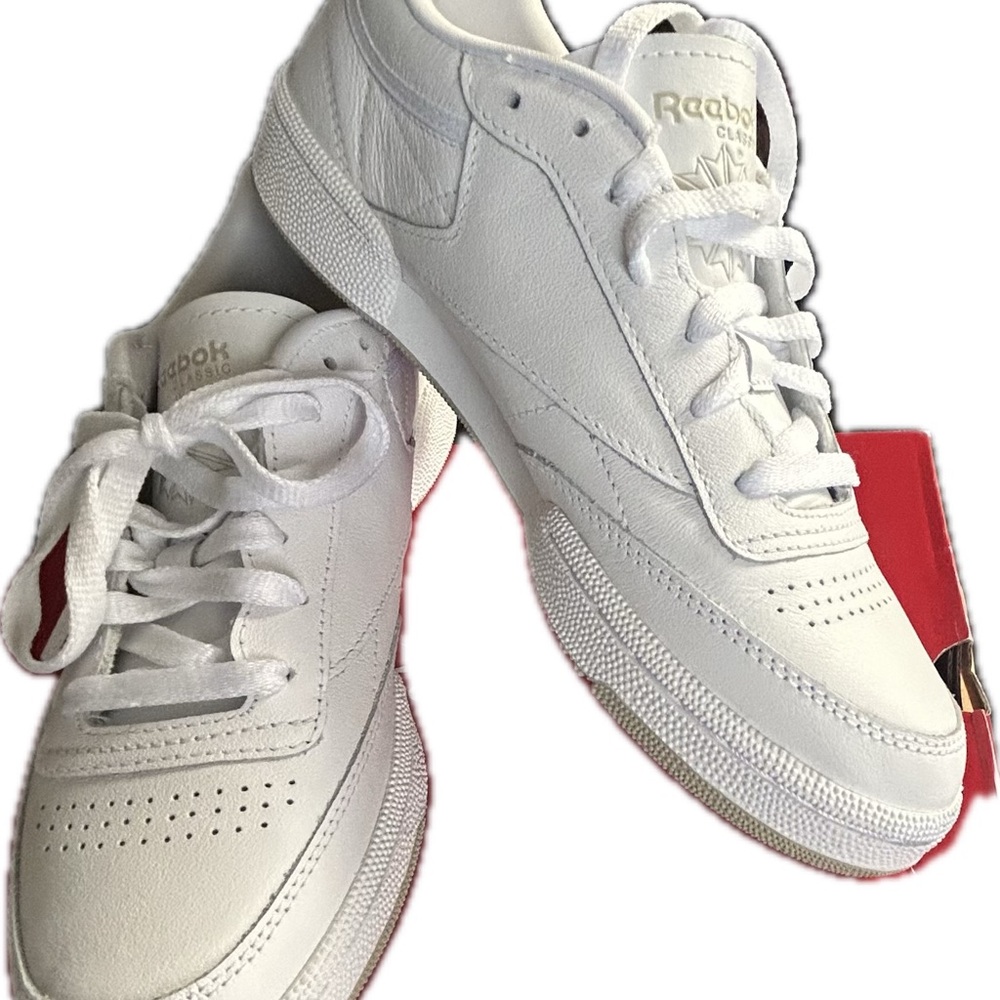 Reebok Women's White Tennis Shoes size 9